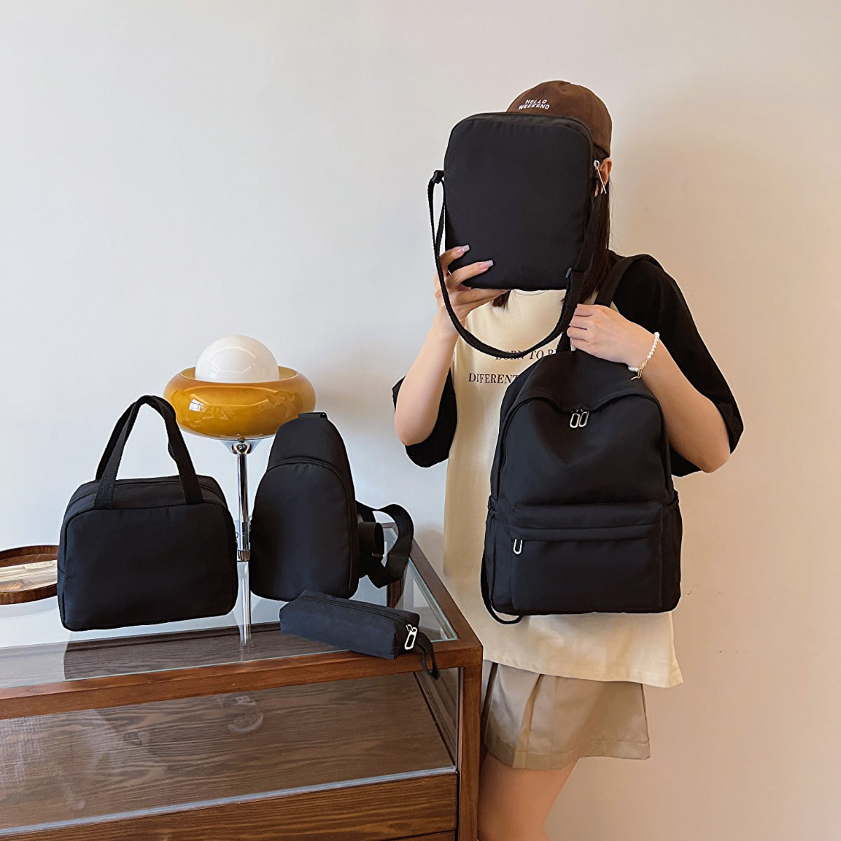 Cloth 5 Piece Bag Set.
