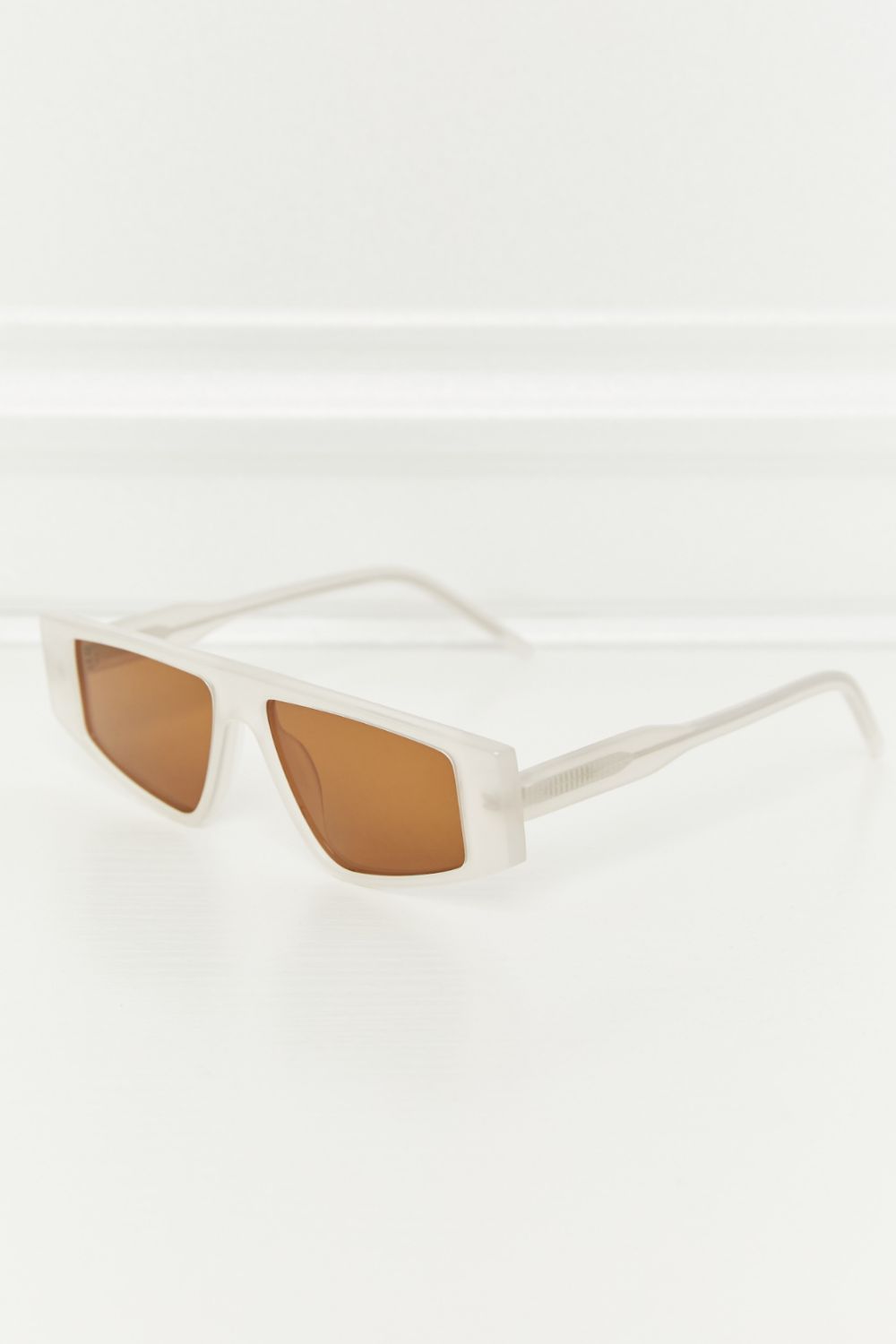 Serenity Geometric TAC Polarization Lens Sunglasses.