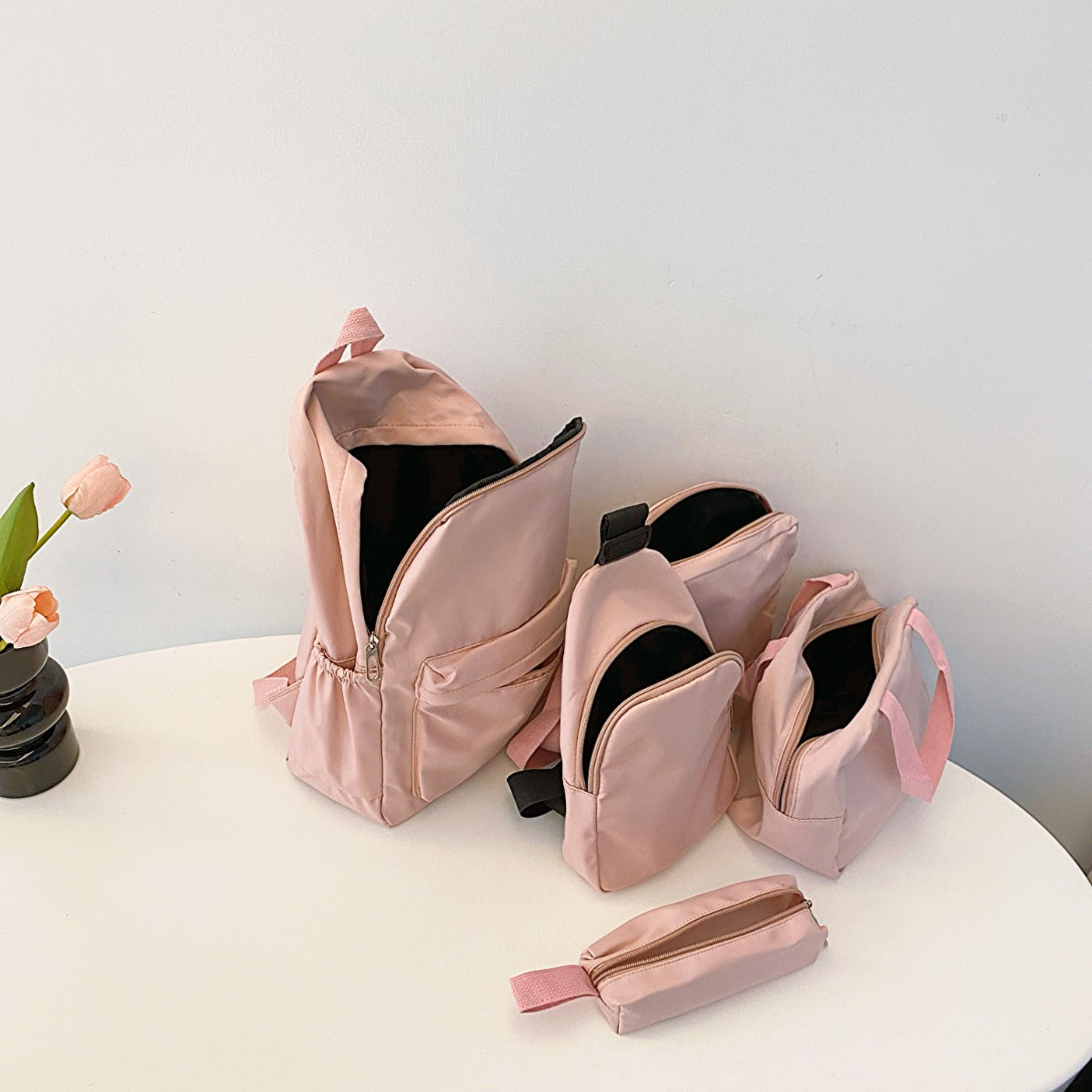 Cloth 5 Piece Bag Set.